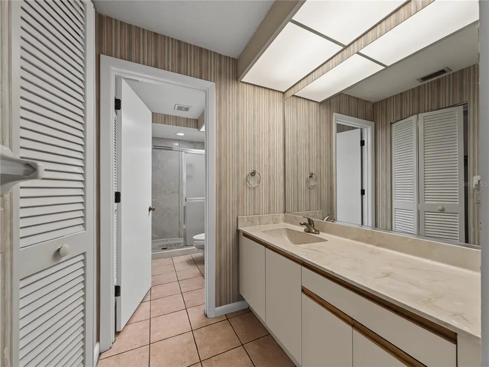 4554 MORNINGSIDE #42 Sarasota, FL 34235