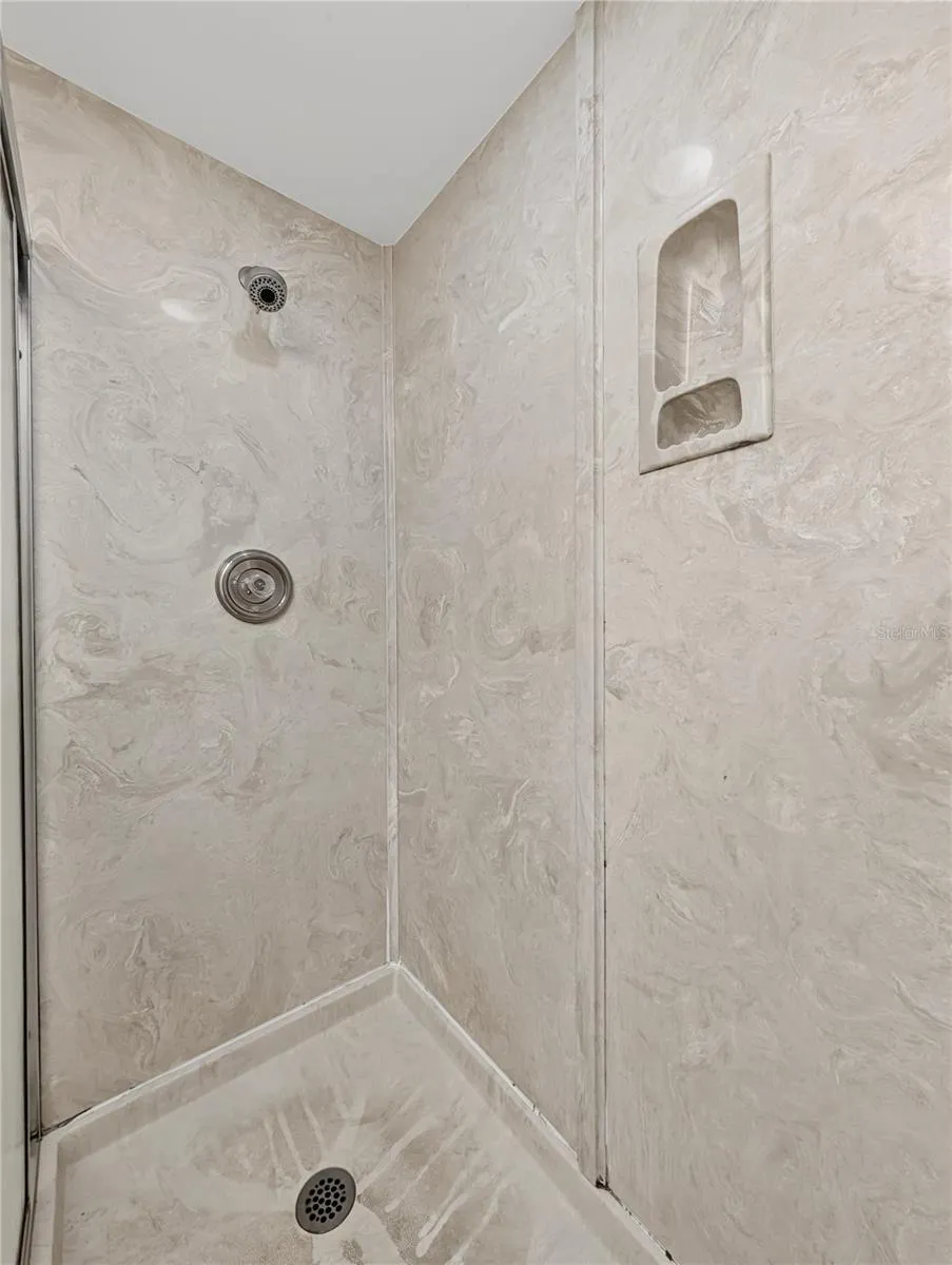 4554 MORNINGSIDE #42 Sarasota, FL 34235