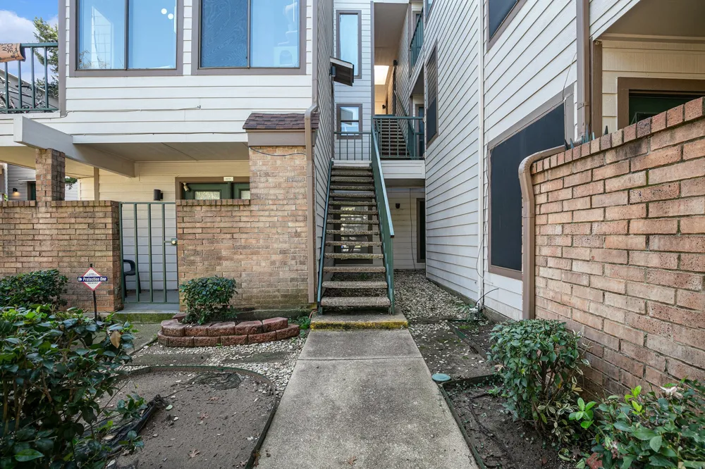 2311 Balsam Drive #H307 Arlington, TX 76006