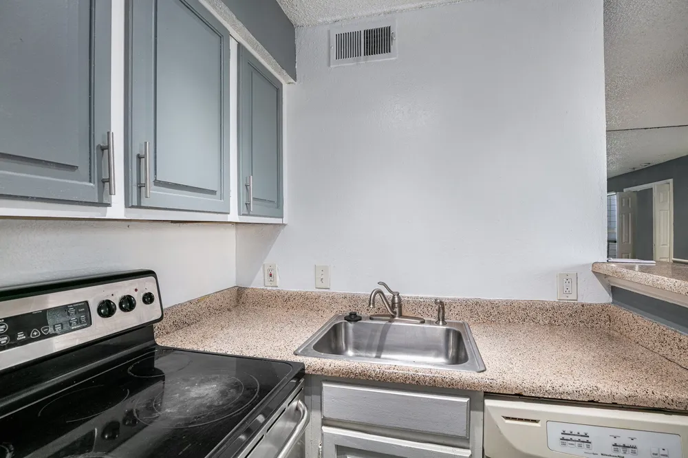 2311 Balsam Drive #H307 Arlington, TX 76006
