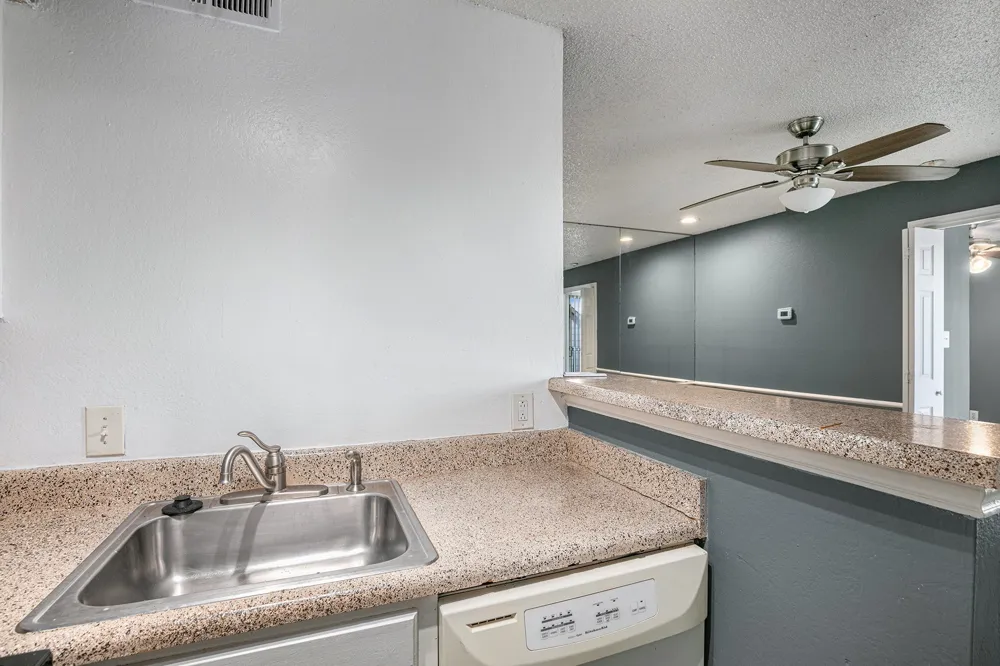 2311 Balsam Drive #H307 Arlington, TX 76006