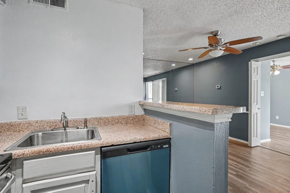 2311 Balsam Drive #H307 Arlington, TX 76006
