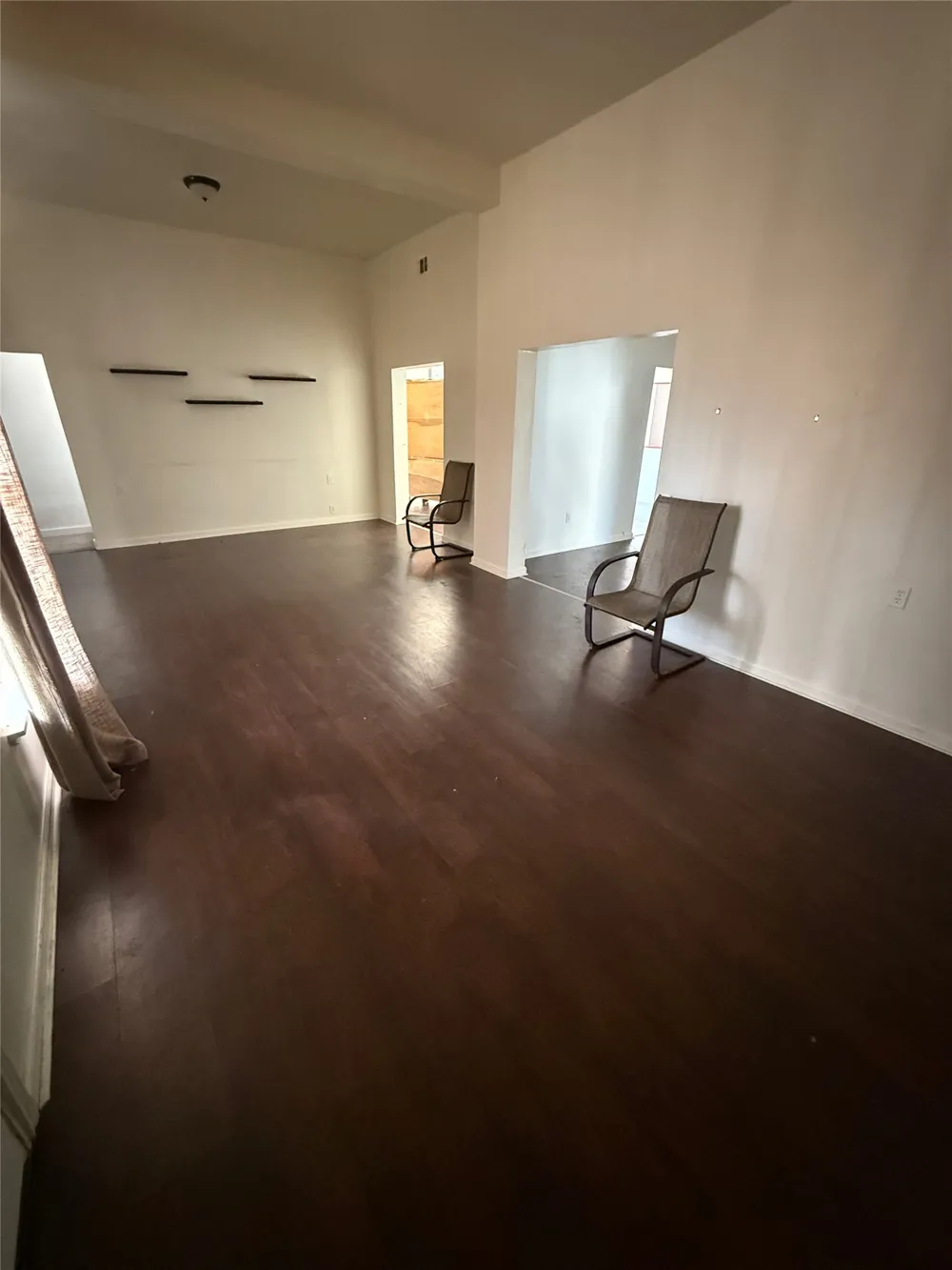 610 W 6th Street Bonham, TX 75418