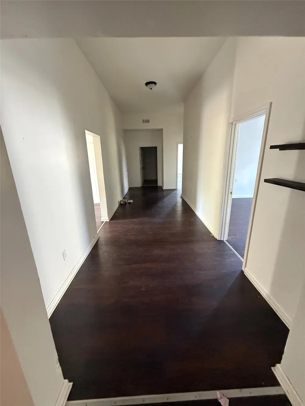 610 W 6th Street Bonham, TX 75418