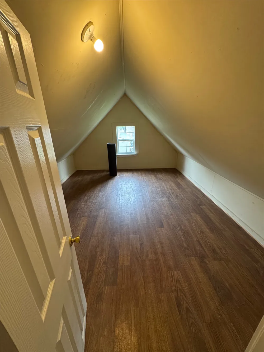 610 W 6th Street Bonham, TX 75418