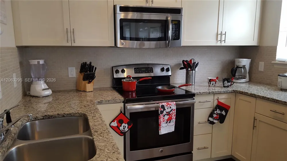 5362 Diplomat CT Kissimmee, FL 34746