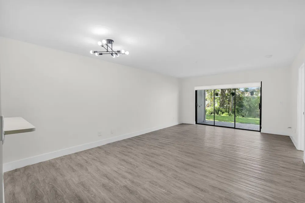 2517 17Th Street S #102 Fort Pierce, FL 34982