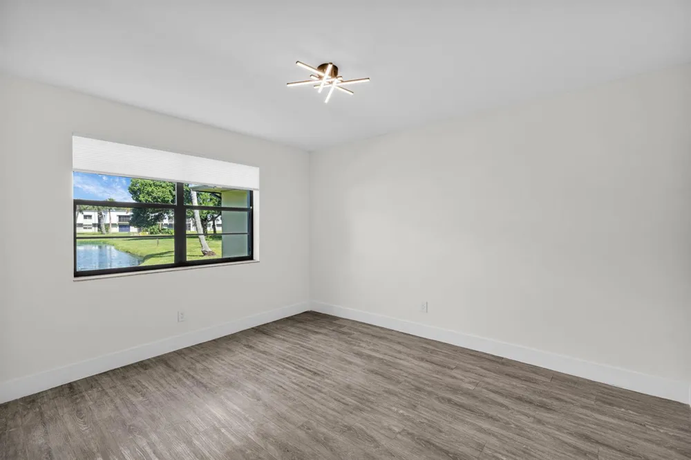 2517 17Th Street S #102 Fort Pierce, FL 34982