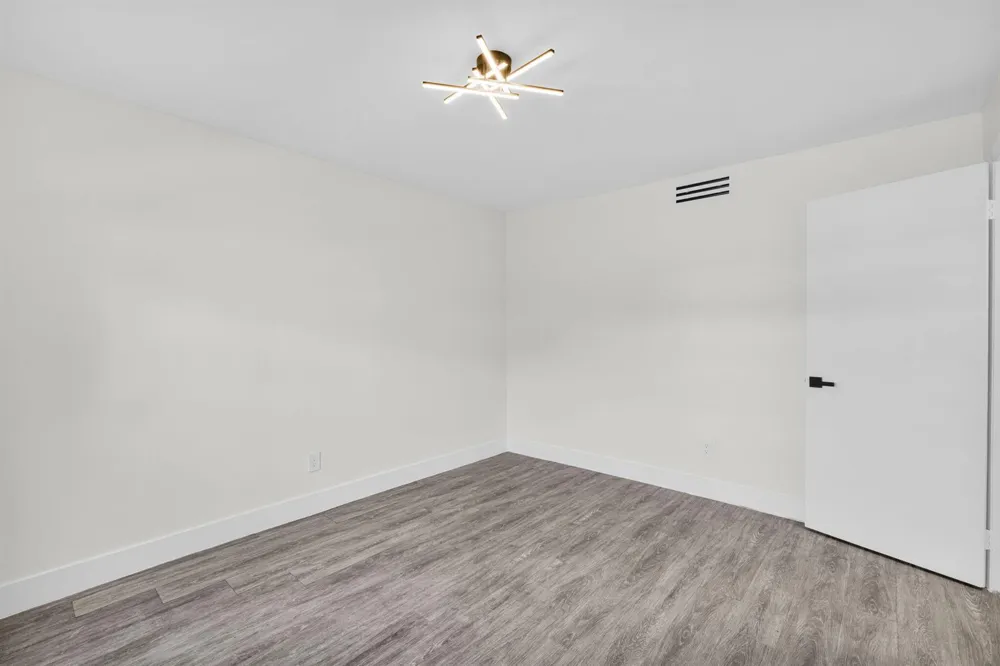 2517 17Th Street S #102 Fort Pierce, FL 34982