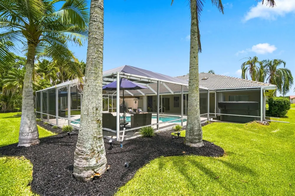 650 SE HIDDEN RIVER DRIVE Port St. Lucie, FL 34983