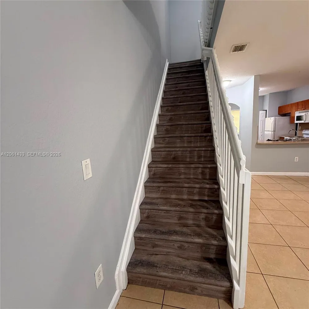 8811 S ISLES CR #8811 Tamarac, FL 33321