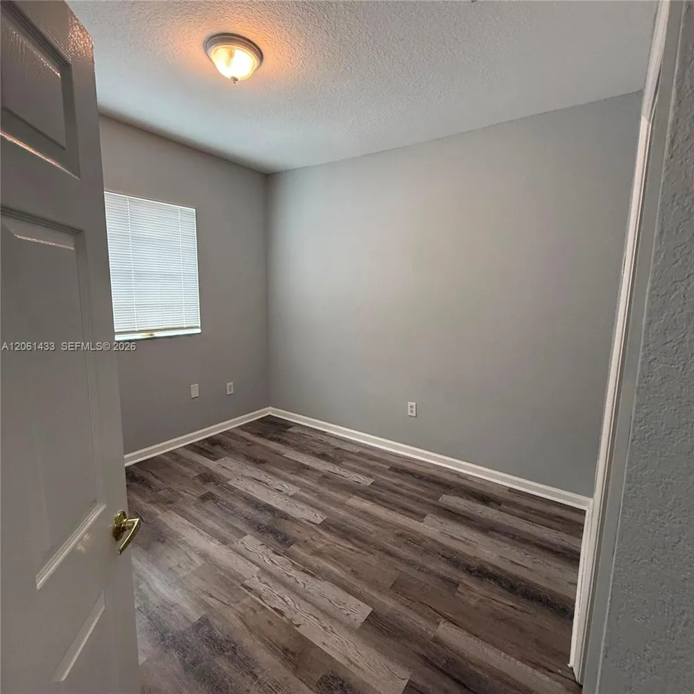 8811 S ISLES CR #8811 Tamarac, FL 33321