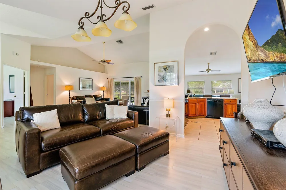 12122 78th Place West Palm Beach, FL 33412