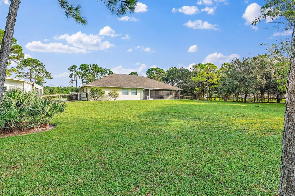 12122 78th Place West Palm Beach, FL 33412
