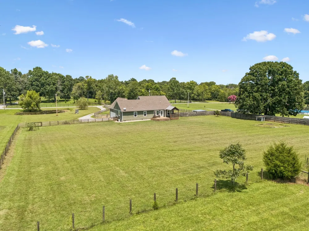 1546 Walls Rd Lewisburg, TN 37091