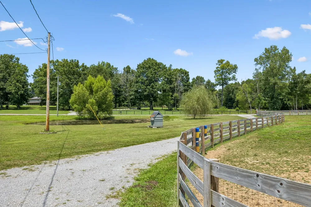 1546 Walls Rd Lewisburg, TN 37091