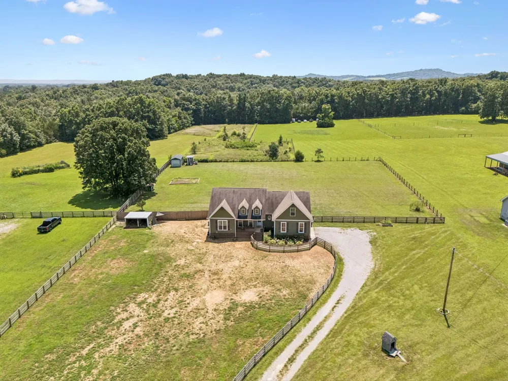 1546 Walls Rd Lewisburg, TN 37091