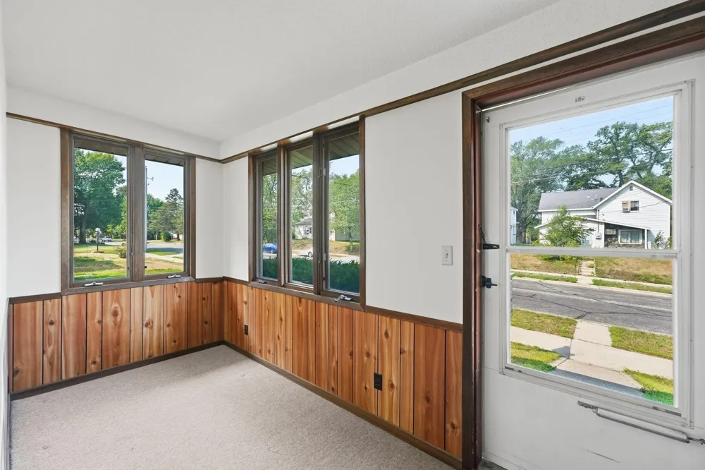 218 9th Avenue Waite Park, MN 56387