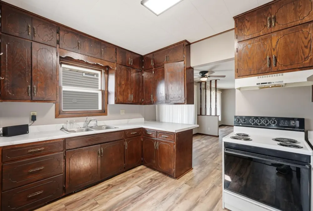 218 9th Avenue Waite Park, MN 56387