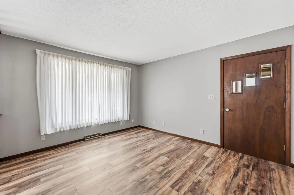 218 9th Avenue Waite Park, MN 56387