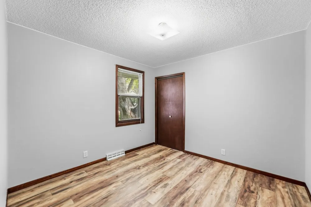218 9th Avenue Waite Park, MN 56387