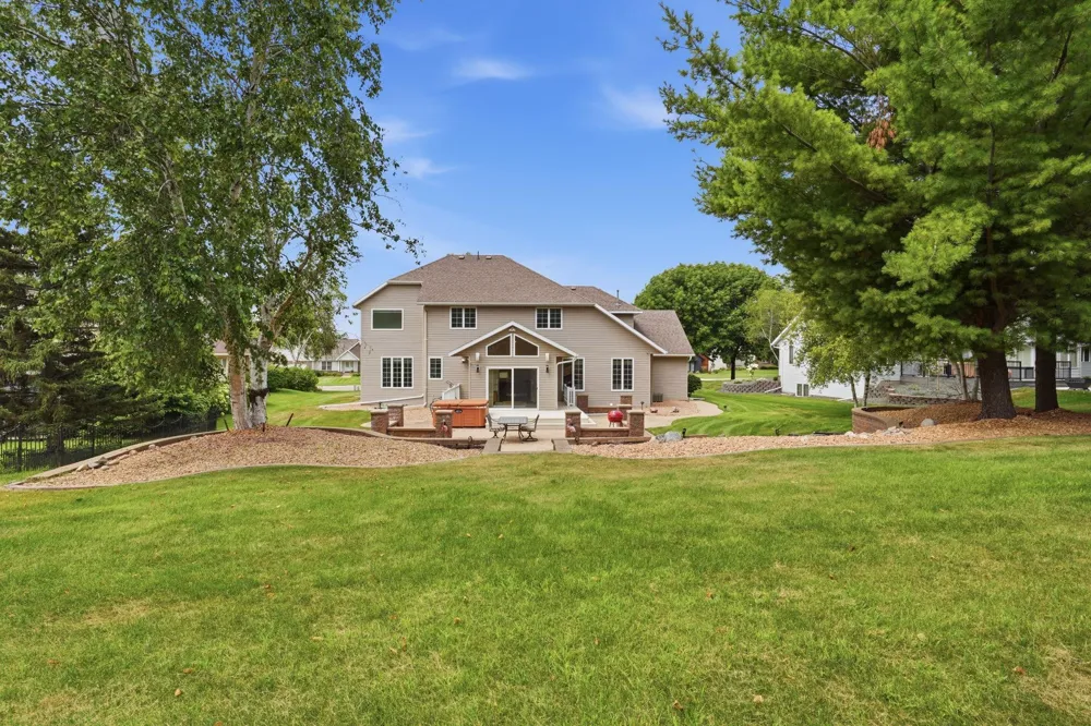 3200 Eagle Ridge Drive E Willmar, MN 56201