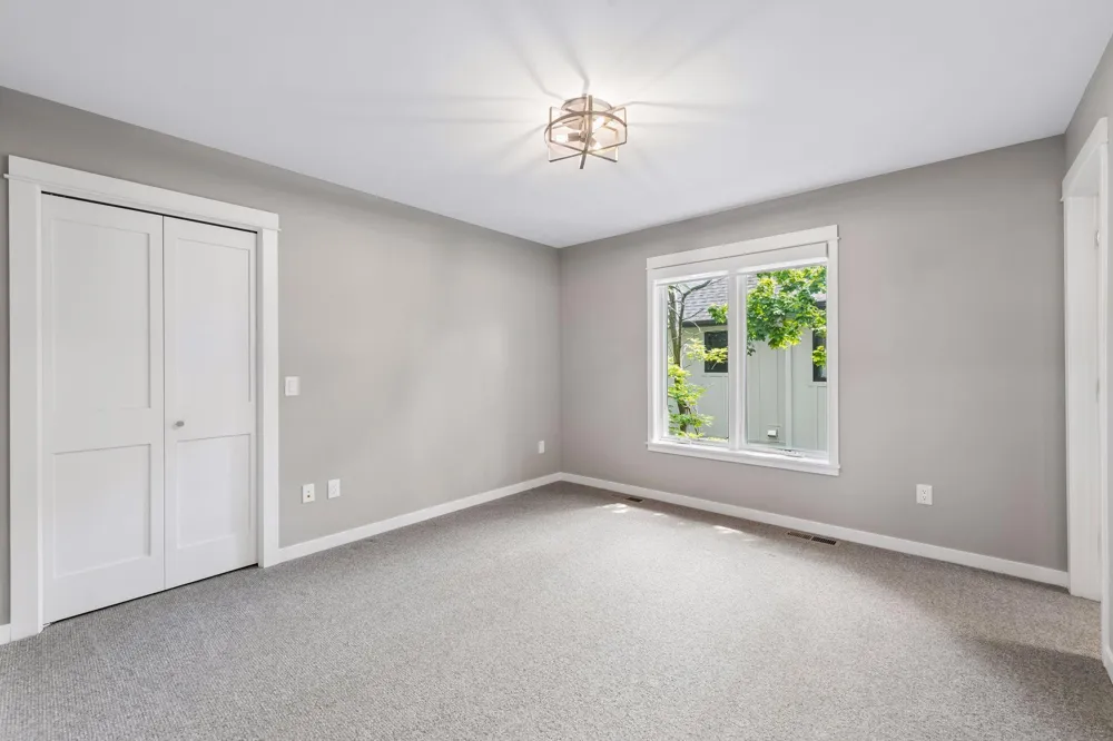 633 Park Street E Wayzata, MN 55391