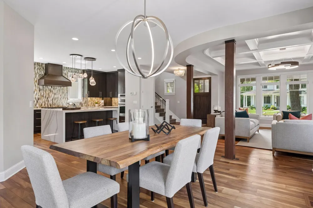 633 Park Street E Wayzata, MN 55391