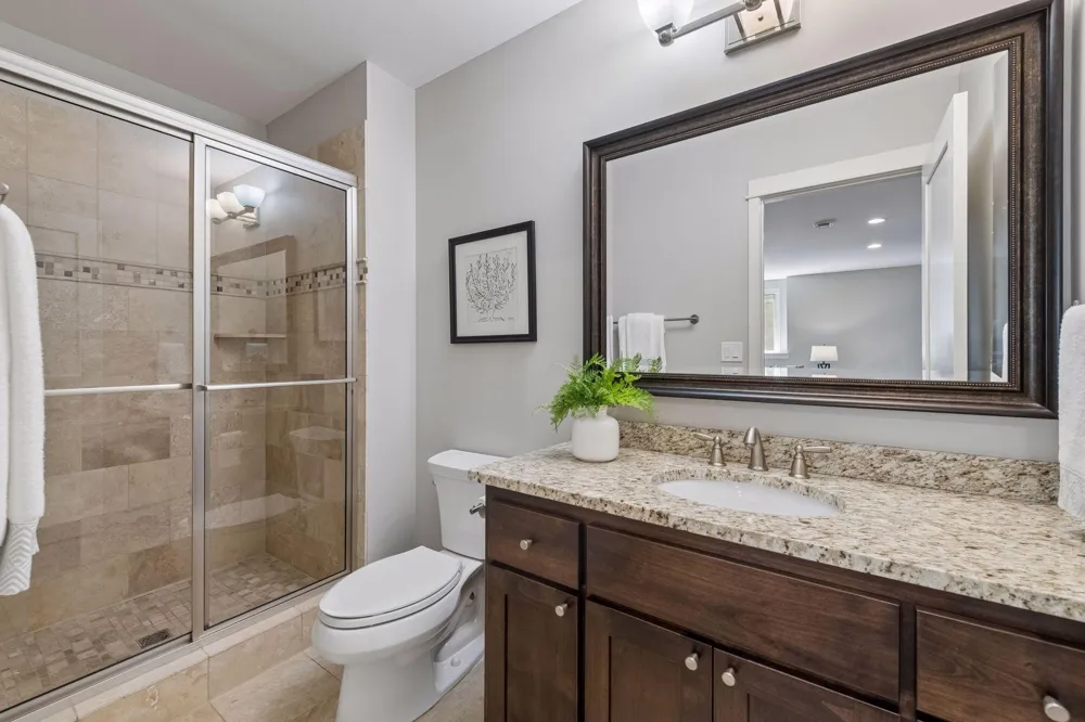 633 Park Street E Wayzata, MN 55391
