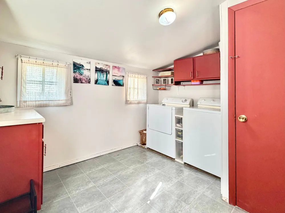 205 1st Avenue NE Brainerd, MN 56401