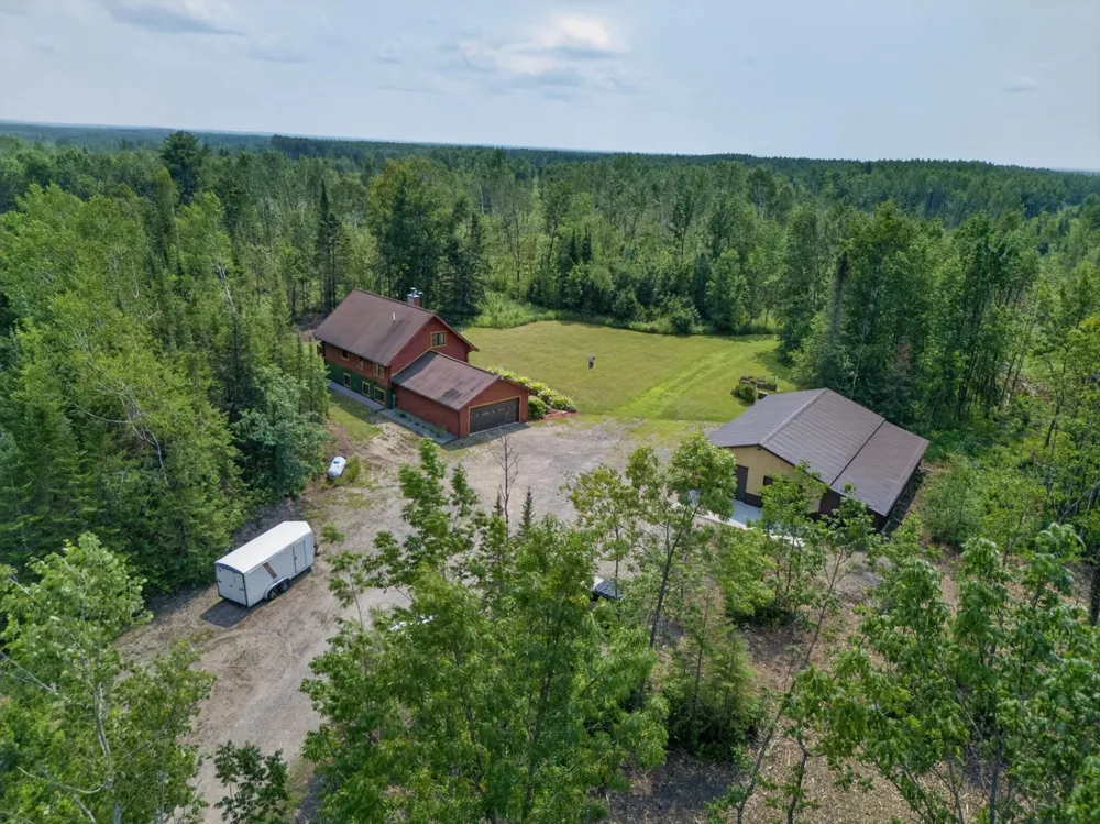 375 SE Highway 1 Effie, MN 56639