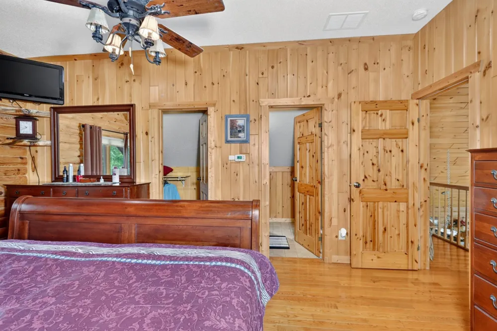 375 SE Highway 1 Effie, MN 56639