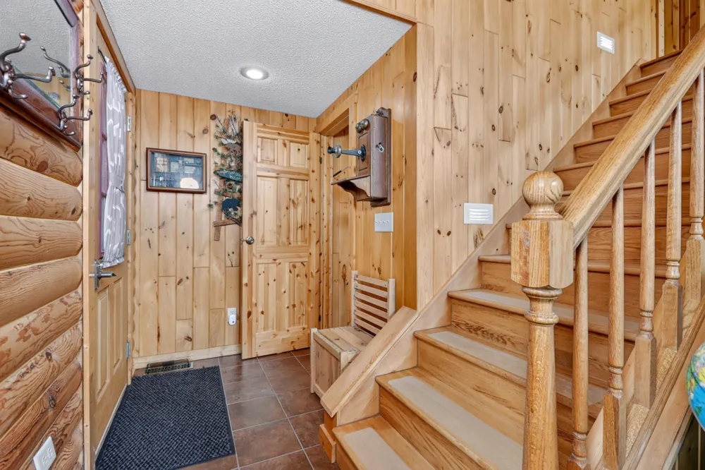 375 SE Highway 1 Effie, MN 56639
