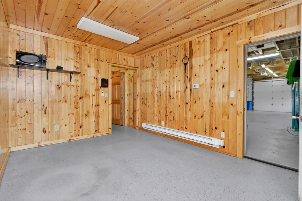375 SE Highway 1 Effie, MN 56639