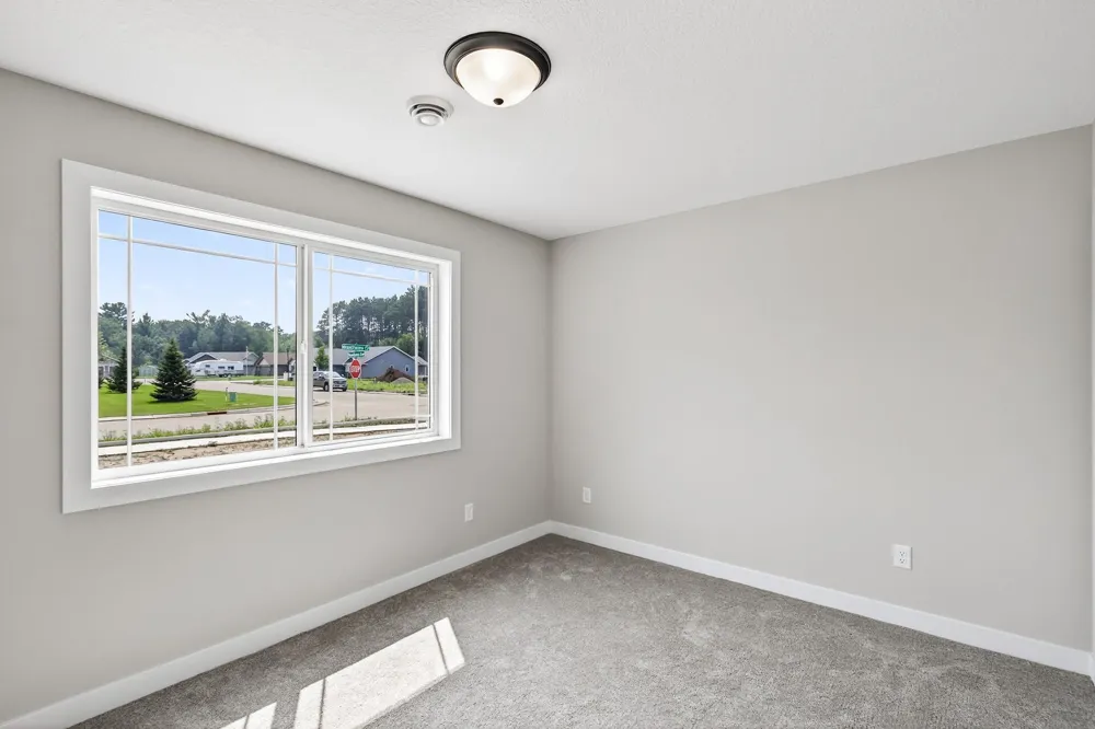 7222 Hawthorne Court North Branch, MN 55056