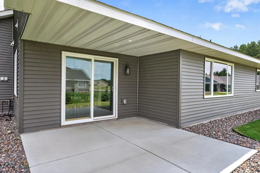 7222 Hawthorne Court North Branch, MN 55056