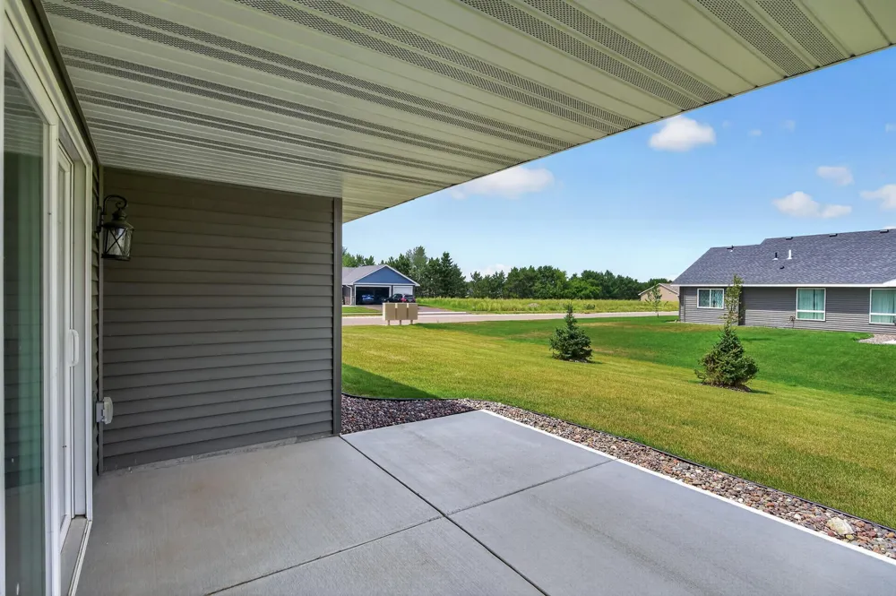 7222 Hawthorne Court North Branch, MN 55056