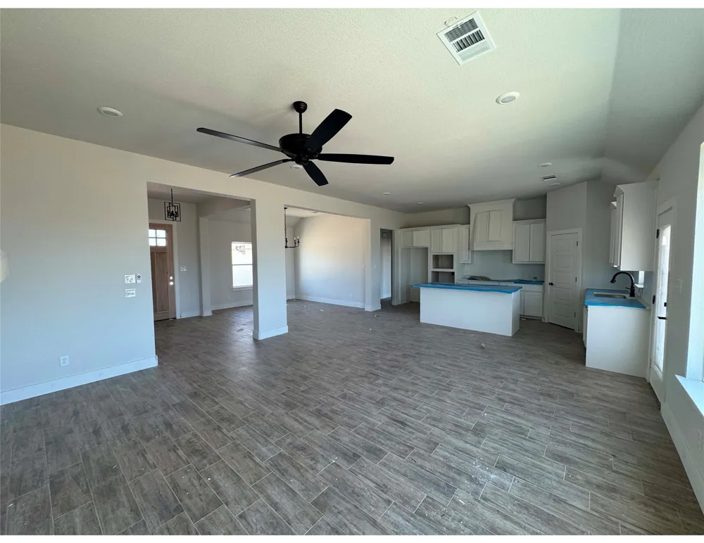 145 Legends Way Bridgeport, TX 76246