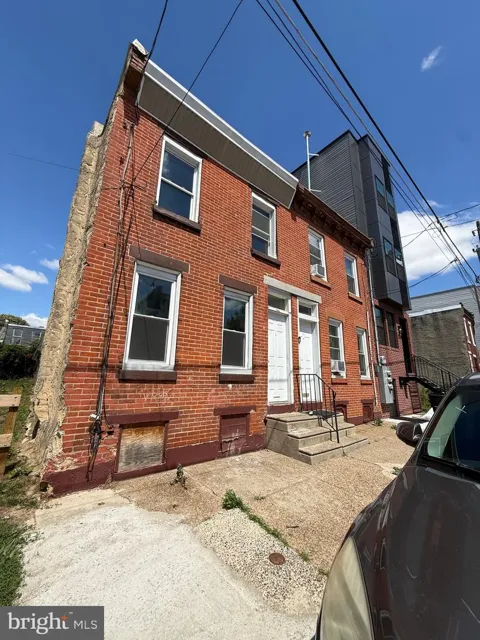 2222 REESE STREET