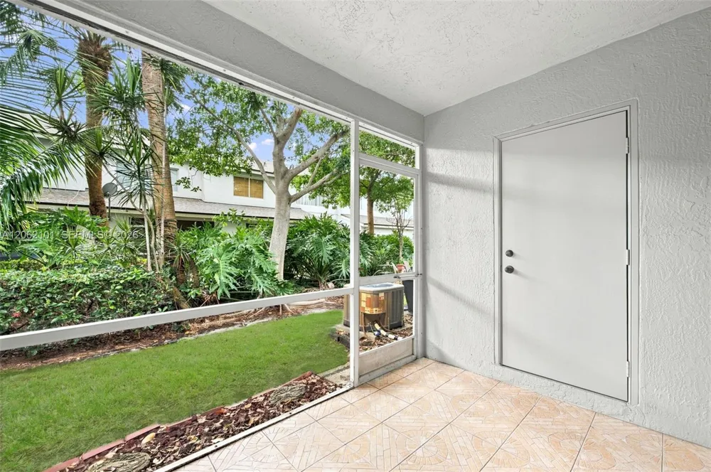 3329 Celebration Ln #139 Margate, FL 33063
