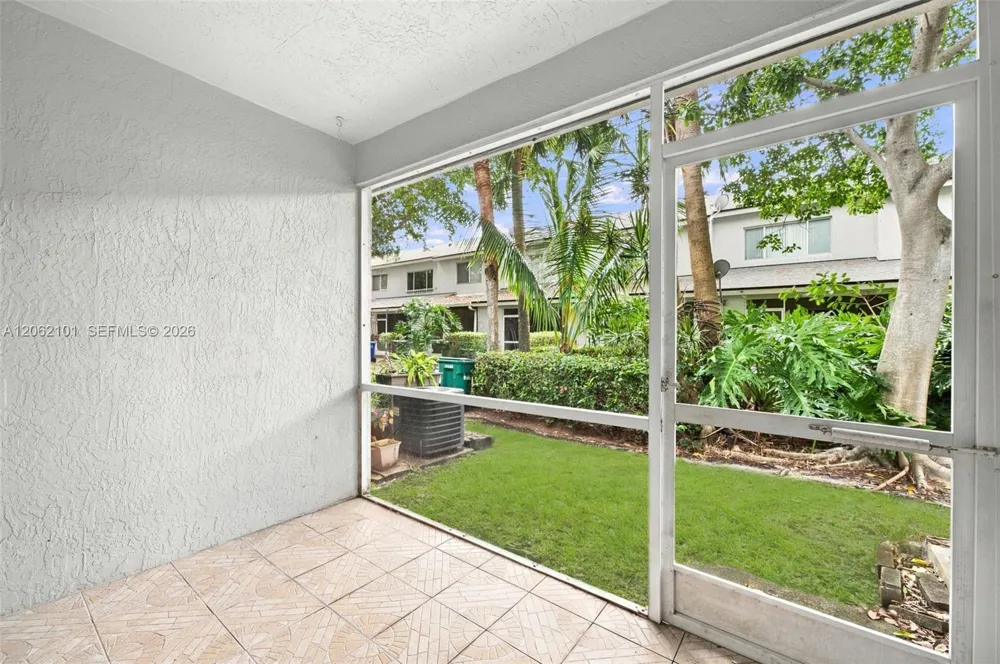 3329 Celebration Ln #139 Margate, FL 33063
