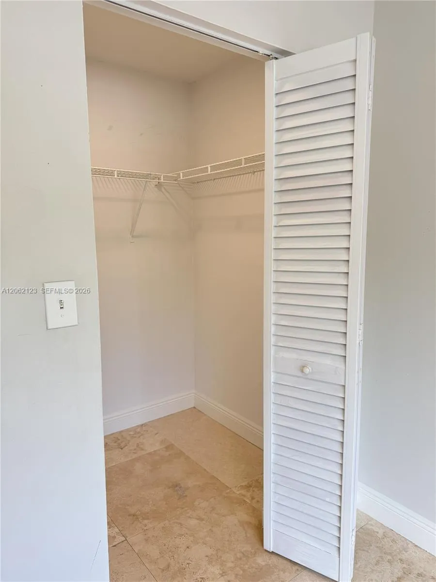 11810 NE 19th Dr #5 North Miami, FL 33181