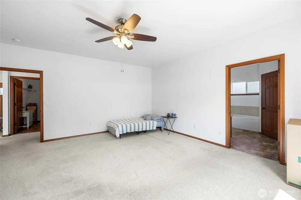 1810 Tundra Loop Mount Vernon, WA 98273