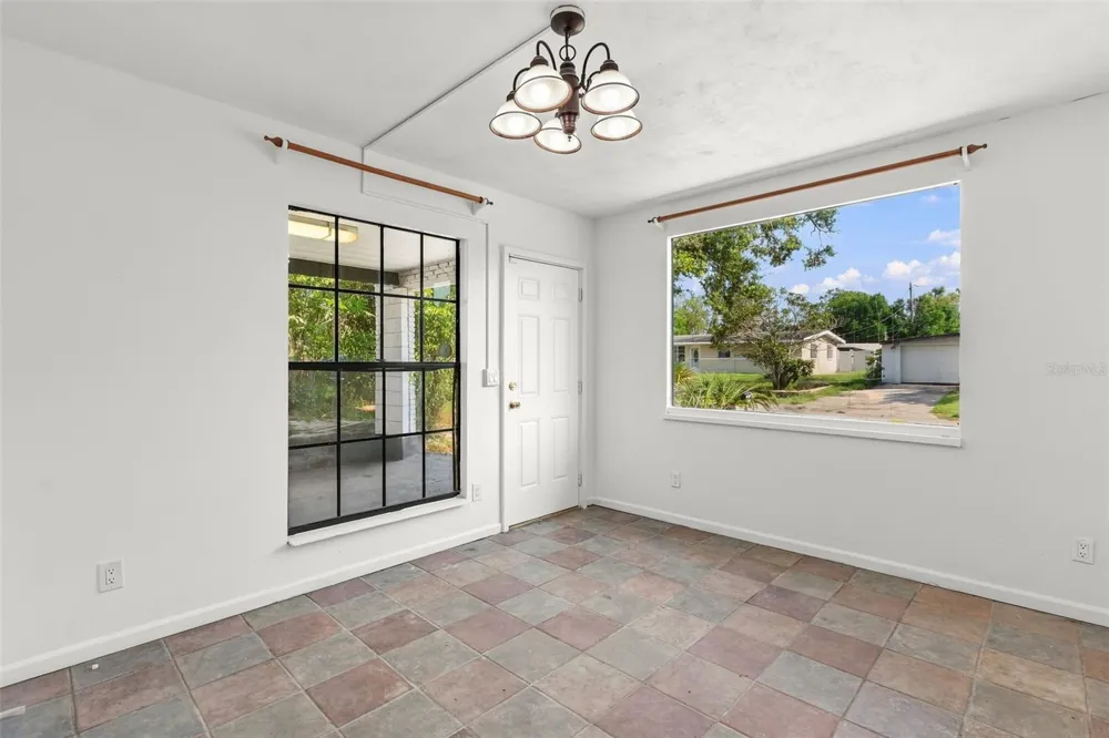 1432 RICHMOND AVENUE Daytona Beach, FL 32117