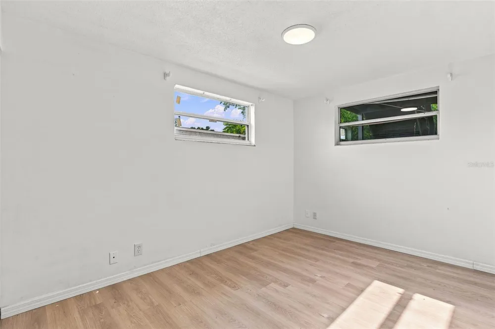 1432 RICHMOND AVENUE Daytona Beach, FL 32117