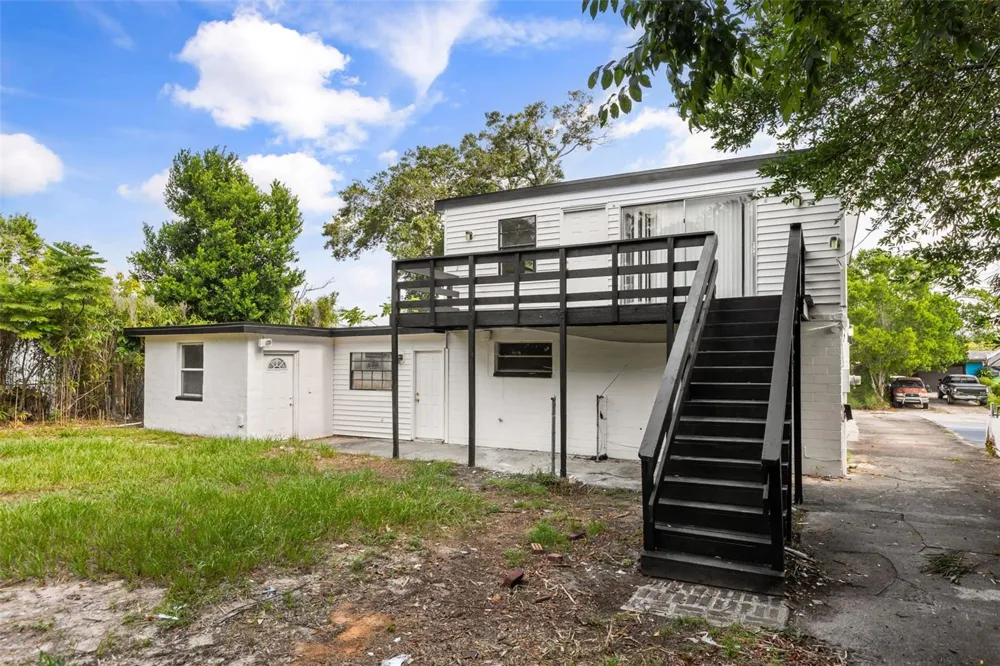 1432 RICHMOND AVENUE Daytona Beach, FL 32117