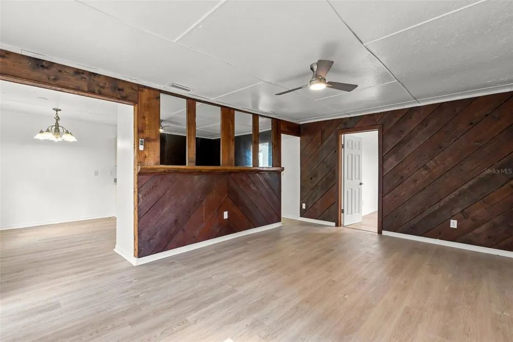 1432 RICHMOND AVENUE Daytona Beach, FL 32117