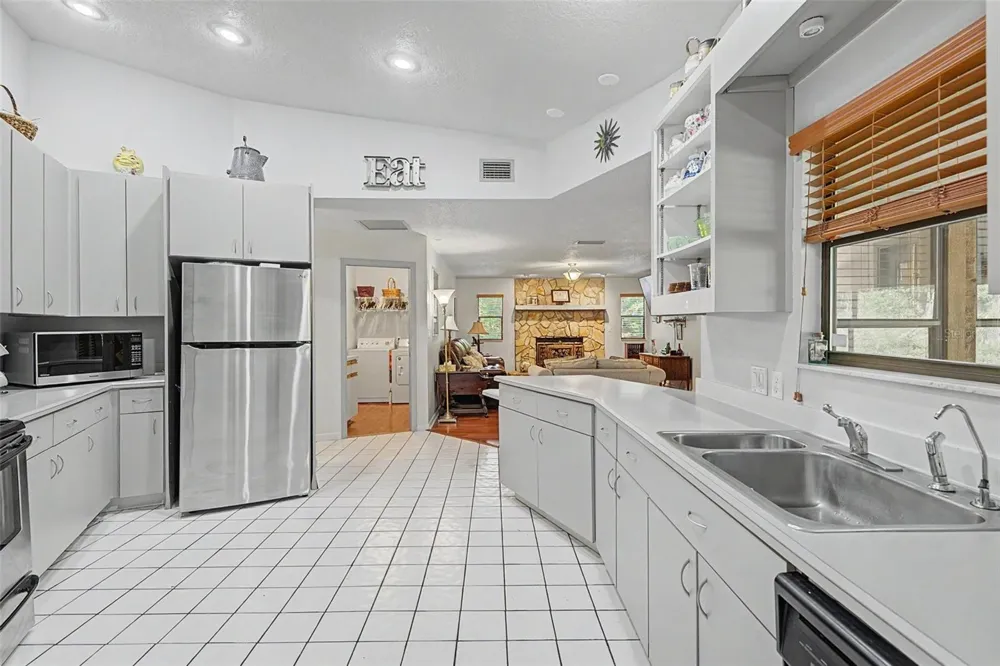 24075 WINDING CREEK DRIVE Brooksville, FL 34601