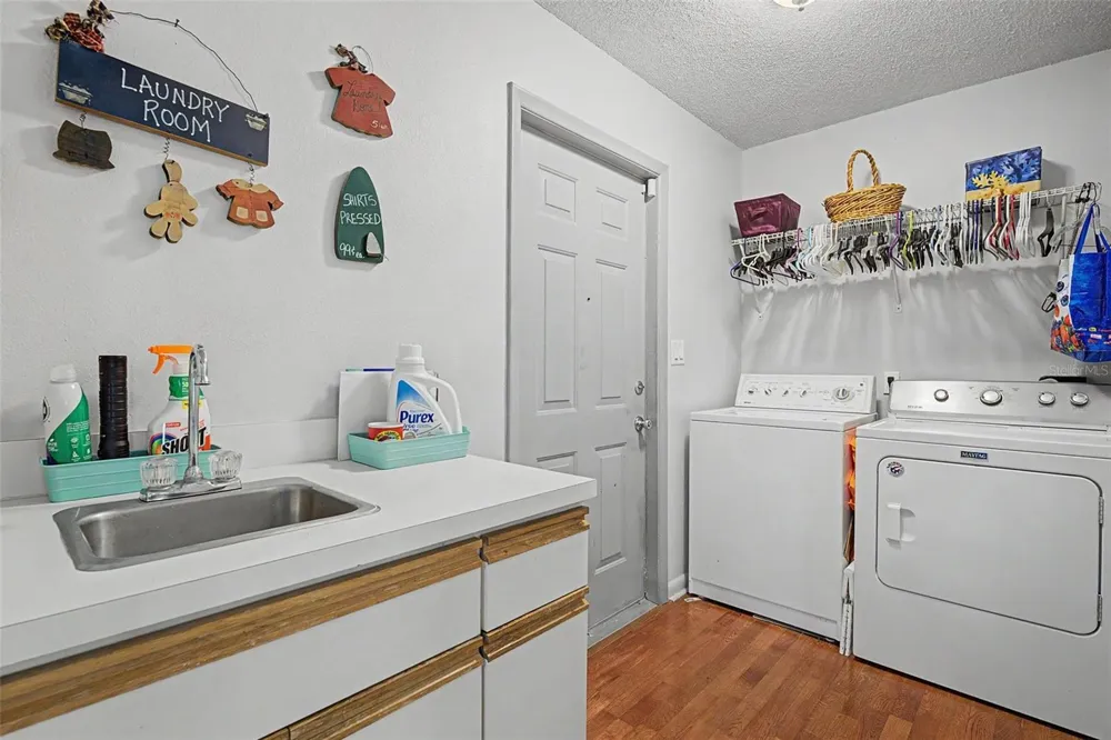 24075 WINDING CREEK DRIVE Brooksville, FL 34601