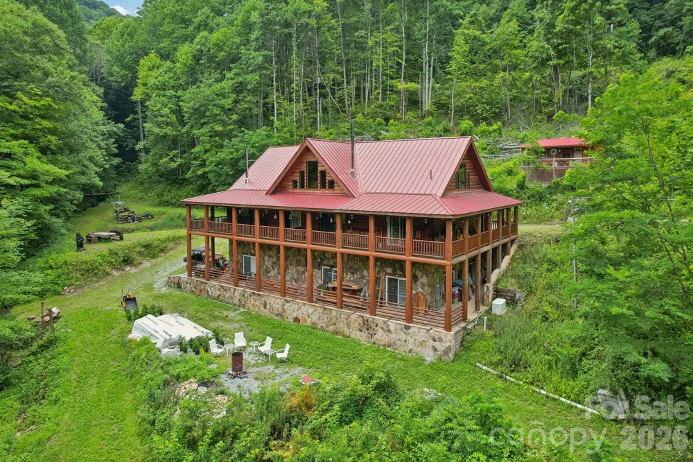 4501 Cove Creek Road Waynesville, NC 28785